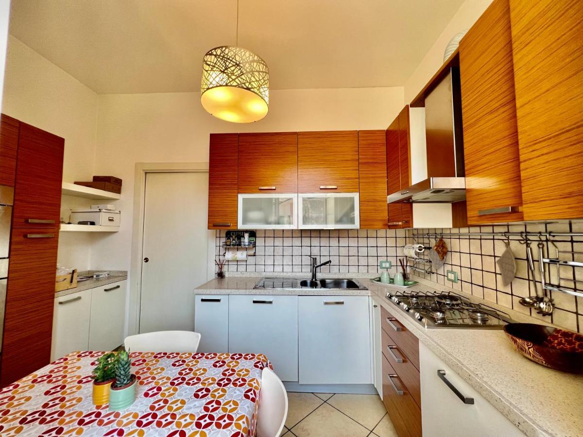Divina Luxury Apartment With Jacuzzi Near The Lake Como Exterior foto