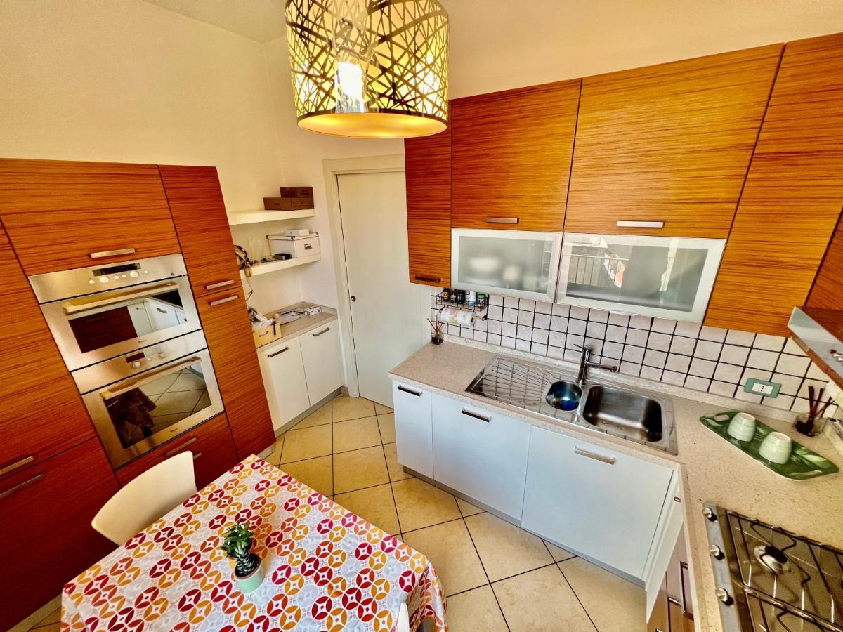 Divina Luxury Apartment With Jacuzzi Near The Lake Como Exterior foto